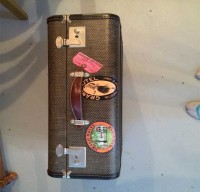 vintage-suitcases-sub-1